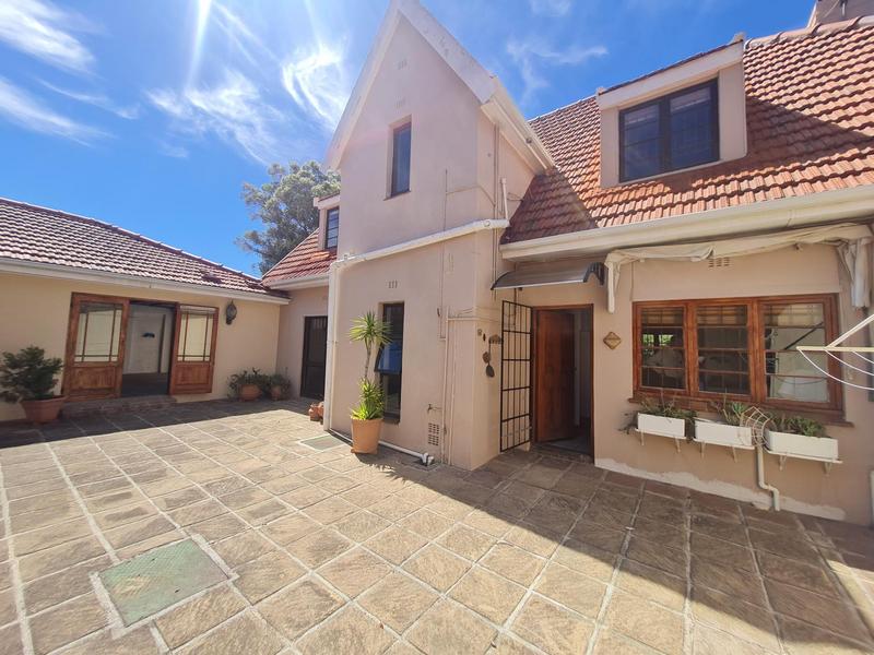 3 Bedroom Property for Sale in Roundhay Western Cape